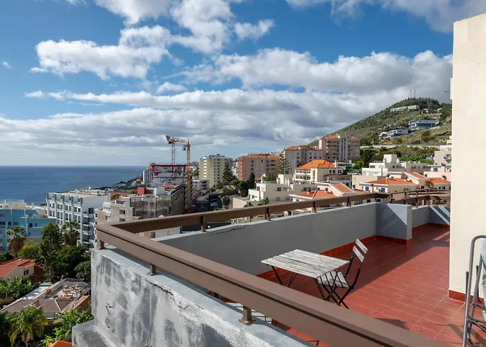Casa Branca Apartments By Trip2Portugal *